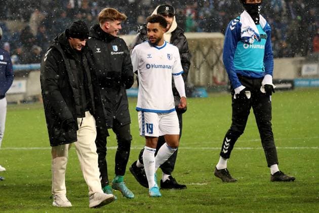 02.12.2023, xgox, Fussball 2.Bundesliga, 1.FC Magdeburg - 1.FC Kaiserslautern emspor, v.l. Eldin Dzogovic (1.FC Magdeburg) Noah Kruth Leon Bell Bell (1.FC Magdeburg) (DFL DFB REGULATIONS PROHIBIT ANY USE OF PHOTOGRAPHS as IMAGE SEQUENCES and or QUASI-VIDEO) Magdeburg