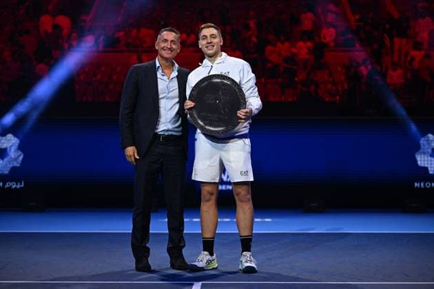 Medjedovic Wins Next Gen ATP, Tennis Herren Finals - Jeddah Hamad Medjedovic (SER) during the final at the 2023 Next Gen ATP Finals in Jeddah, SAUDI ARABIA, on December 2, 2023. Photo by Corinne Dubreuil ABACAPRESS.COM Jeddah Saudi Arabia  Copyright: xDubreuilxCorinne ABACAx