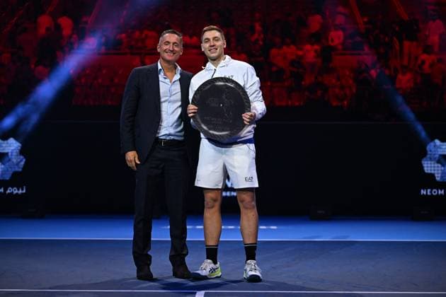 Medjedovic Wins Next Gen ATP, Tennis Herren Finals - Jeddah Hamad Medjedovic (SER) during the final at the 2023 Next Gen ATP Finals in Jeddah, SAUDI ARABIA, on December 2, 2023. Photo by Corinne Dubreuil ABACAPRESS.COM Jeddah Saudi Arabia  Copyright: xDubreuilxCorinne ABACAx