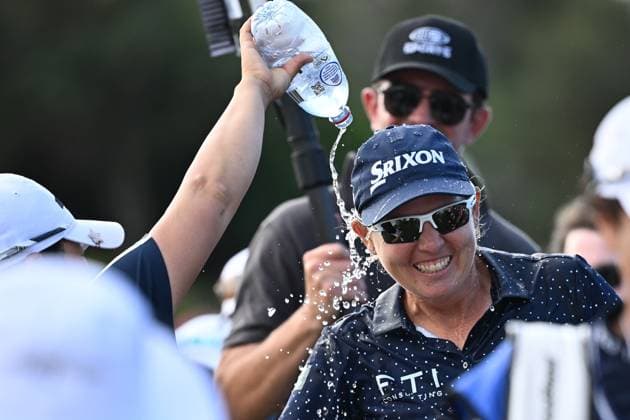 GOLF AUSTRALIAN OPEN, Ashleigh Buhai of South Africa celebrates after back to back wins in the Women?s Australian Open 2023 at the Australian Golf Club in Sydney, Sunday, December 3, 2023. ( NO ARCHIVING, EDITORIAL USE ONLY, NO USE IN BOOKS WITHOUT CONSENT SYDNEY NEW SOUTH WALES AUSTRALIA  Copyright: xDANxHIMBRECHTSx 20231203001872993980