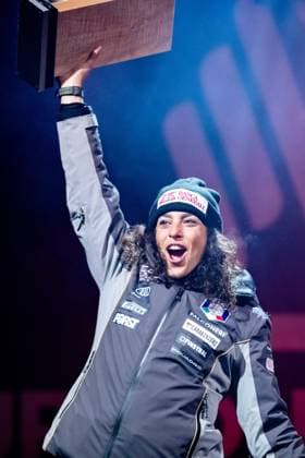 ALPINE SKIING - FIS WC Mont-Tremblant MONT-TREMBLANT,CANADA,02.DEC.23 - ALPINE SKIING - FIS World Cup, giant slalom, ladies, award ceremony. Image shows the rejoicing of Federica Brignone (ITA). Keywords: trophy.  GEPAxpictures xMaticxKlansek