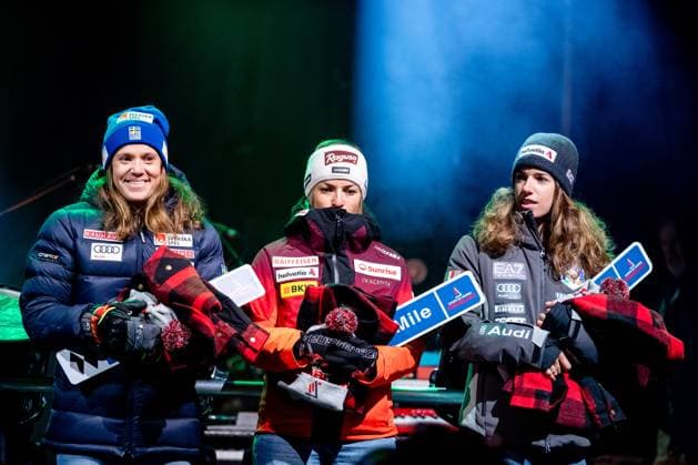 ALPINE SKIING - FIS WC Mont-Tremblant MONT-TREMBLANT,CANADA,02.DEC.23 - ALPINE SKIING - FIS World Cup, giant slalom, ladies, award ceremony. Image shows Sara Hector (SWE), Lara Gut-Behrami (SUI) and Marta Bassino (ITA).  GEPAxpictures xMaticxKlansek