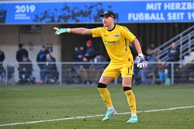 Paderborn, Home Deluxe Arena, 03.12.23, GER, Herren, 2.Bundesliga, Saison 2023-2024, SC Paderborn 07 - Hannover 96 Bild: Torwart Pelle BOEVINK (Paderborn) Only for editorial use! DFL regulations prohibit any use of photographs as image sequences and or quasi-video. NRW Deutschland