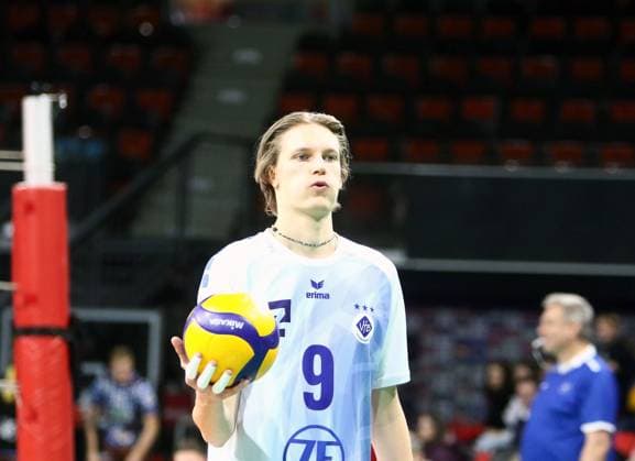 Severi SAVONSALMI (Friedrichshafen), He-Volleyballl, Bundesliga, 2023 24, WWK Volleys Herrsching vs VfB Friedrichshafen, 03.12.23; BMW Park, Muenchen, Copyright: WolfgangxFehrmann