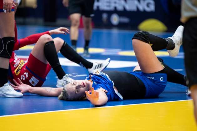 Crina Pintea of Romania during the IHF World Women s Handball Championship match between Romania and Serbia in the preliminary group E in Jyske Bank Boxen in Herning in Denmark, Sunday, December 3, 2023.. , Herning Denmark Mors