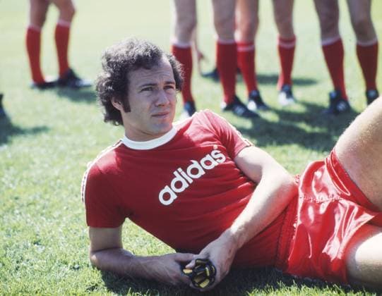 14.07.75 FC Bayern München Fototermin 1975 1976 Deutschland, München, 14.07.1975, Fussball, Bundesliga, FC Bayern München Fototermin Saison 1975 1976: Franz Beckenbauer. *** 14 07 75 photo session 1975 1976 Germany, Munich, 14 07 1975, Football, Bundesliga, FC Bayern Munich photo session season 1975 1976 Franz Beckenbauer