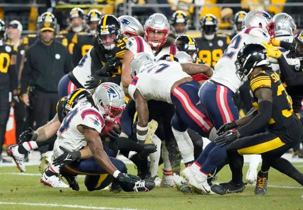 December 7, 2023, blank, blank, USA: Dec. 7, 2023: Ty Montgomery II 14 during the Pittsburgh Steelers vs New England Patriots game in Pittsburgh PA at Acrisure Stadium. Brook Ward blank USA - ZUMAa234 20231207_zsa_a234_092 Copyright: xAMGx