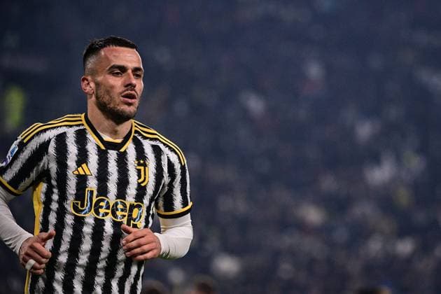 Foto Marco Alpozzi LaPresse 8 Dicembre 2023 -Torino, Italia - - Juventus Vs Napoli - Campionato italiano di calcio Serie A TIM 2023 2024 - Allianz Stadium. Nella foto: Filip Kostic (Juventus FC); December 8, 2023 Turin, Italy - sport soccer - Juventus Vs Napoli - Italian Football Championship League A TIM 2023 2024 - Allianz Stadium In the pic: Filip Kostic (Juventus FC);  Copyright: xMarcoxAlpozzi LaPressex