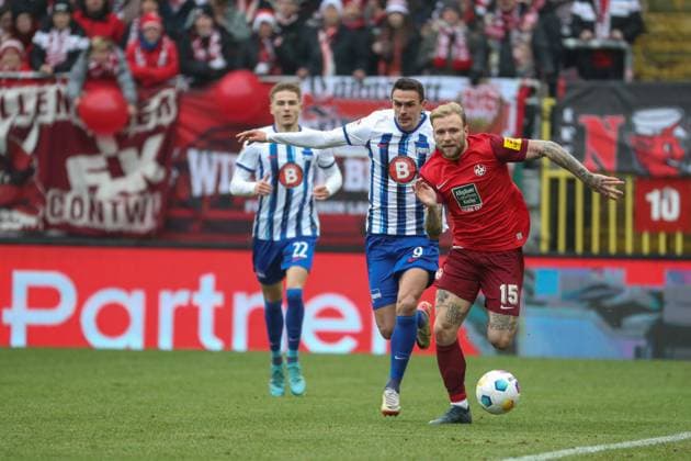 09.12.2023, xusrbx, Fussball 2.Bundesliga, 1.FC Kaiserslautern - Hertha BSC Berlin emspor, v.l. Smail Prevljak (Herta BSC, 9), Tymoteusz Puchacz (1. FC Kaiserslautern, 15), (DFL DFB REGULATIONS PROHIBIT ANY USE OF PHOTOGRAPHS as IMAGE SEQUENCES and or QUASI-VIDEO) Kaiserslautern