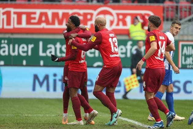 09.12.2023, xusrbx, Fussball 2.Bundesliga, 1.FC Kaiserslautern - Hertha BSC Berlin emspor, Almamy Toure (1. FC Kaiserslautern, 6),Torschuetze zum 1:0, Torjubel, (DFL DFB REGULATIONS PROHIBIT ANY USE OF PHOTOGRAPHS as IMAGE SEQUENCES and or QUASI-VIDEO) Kaiserslautern