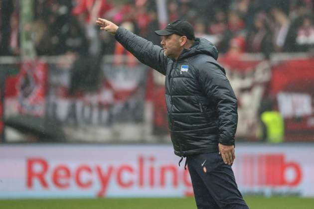 09.12.2023, xusrbx, Fussball 2.Bundesliga, 1.FC Kaiserslautern - Hertha BSC Berlin emspor, Pal Dardai (Trainer Herta BSC), (DFL DFB REGULATIONS PROHIBIT ANY USE OF PHOTOGRAPHS as IMAGE SEQUENCES and or QUASI-VIDEO) Kaiserslautern
