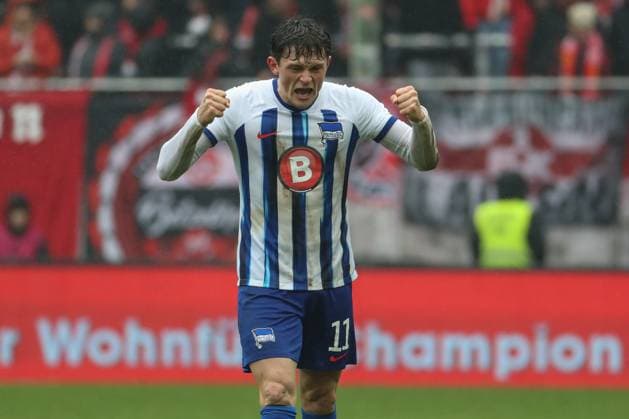 09.12.2023, xusrbx, Fussball 2.Bundesliga, 1.FC Kaiserslautern - Hertha BSC Berlin emspor, v.l. Fabian Reese (Herta BSC, 10), aergerlich, sauer, wuetend, schreit, tobt, (DFL DFB REGULATIONS PROHIBIT ANY USE OF PHOTOGRAPHS as IMAGE SEQUENCES and or QUASI-VIDEO) Kaiserslautern