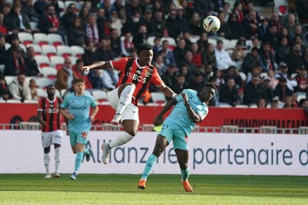 Youssouf Ndayishimiye (OGC Nice) - Joseph Okumu (Stade de Reims) FOOTBALL : OGC Nice vs Stade de Reims - Ligue 1 Uber Eats - Nice - 10 12 2023 NorbertScanella Panoramic 