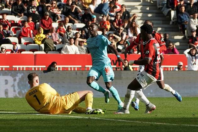 Mohamed Daramy (Stade de Reims) - Marcin Bulka (OGC Nice) - Youssouf Ndayishimiye (OGC Nice) FOOTBALL : OGC Nice vs Stade de Reims - Ligue 1 Uber Eats - Nice - 10 12 2023 NorbertScanella Panoramic 