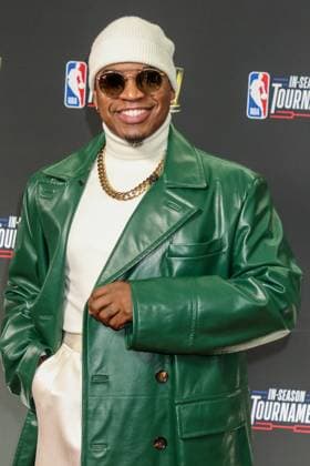 LAS VEGAS, NV - DECEMBER 9: Ne-Yo arriving at the NBA, Basketball Herren, USA In-Season Tournament Finals Arrivals at the T Mobile Arena in Las Vegas, Nevada, on December 9, 2023. Copyright: xDeeCeexCarterx
