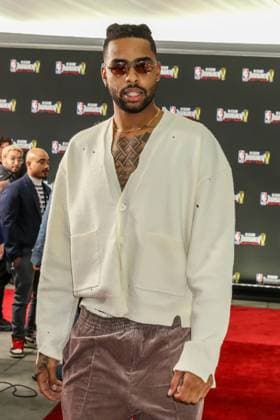 LAS VEGAS, NV - DECEMBER 9: D Angelo Russell arriving at the NBA, Basketball Herren, USA In-Season Tournament Finals Arrivals at the T Mobile Arena in Las Vegas, Nevada, on December 9, 2023. Copyright: xDeeCeexCarterx