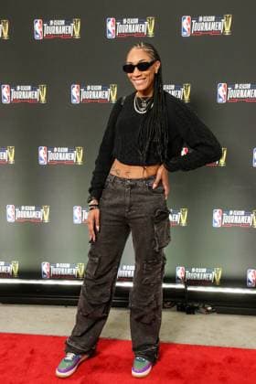 LAS VEGAS, NV - DECEMBER 9: Aja Wilson arriving at the NBA, Basketball Herren, USA In-Season Tournament Finals Arrivals at the T Mobile Arena in Las Vegas, Nevada, on December 9, 2023. Copyright: xDeeCeexCarterx