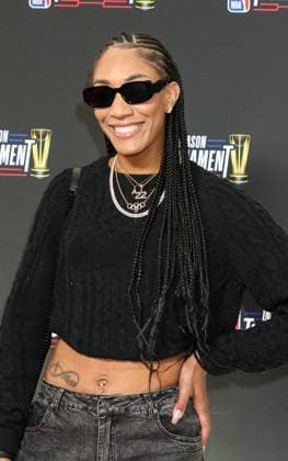 LAS VEGAS, NV - DECEMBER 9: Aja Wilson arriving at the NBA, Basketball Herren, USA In-Season Tournament Finals Arrivals at the T Mobile Arena in Las Vegas, Nevada, on December 9, 2023. Copyright: xDeeCeexCarterx