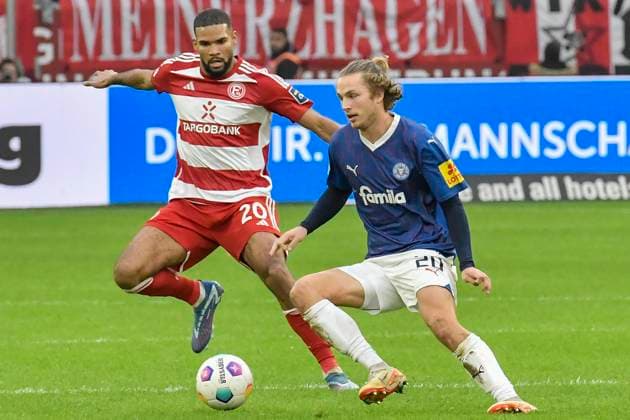 v. li. im Zweikampf Jamil Siebert ( 20, Fortuna Duesseldorf) Jann-Fiete Arp ( 20, Holstein Kiel) 10.12.2023 Fussball Fortuna Duesseldorf vs Holstein Kiel , Merkur Spiel-Arena, Duesseldorf, DFB DFL REGULATIONS PROHIBIT ANY USE OF PHOTOGRAPHS AS IMAGE SEQUENCES AND OR QUASI-VIDEO NRW Germany *** from left in duel Jamil Siebert 20, Fortuna Duesseldorf Jann Fiete Arp 20, Holstein Kiel 10 12 2023 Soccer Fortuna Duesseldorf vs Holstein Kiel , Merkur Spiel Arena, Duesseldorf, DFB DFL REGULATIONS PROHIBIT ANY USE OF PHOTOGRAPHS AS IMAGE SEQUENCES AND OR QUASI VIDEO NRW Germany Copyright: xpepphotox xSaschaxWeizx pep00321, pep_20231210_hm