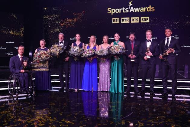 Sport Themen der Woche KW49 Sport Bilder des Tages Sports Awards 2023 Schlussbild mit den Preistragenden. Verleihung der Sports Awards am 10.12.2023 in den SRF-Studios im Zürcher Leutschenbach, Kanton Zürich, Schweiz. *** Sports Awards 2023 final picture with the award winners Presentation of the Sports Awards on 10 12 2023 at the SRF Studios in Zurich Leutschenbach, Canton of Zurich, Switzerland