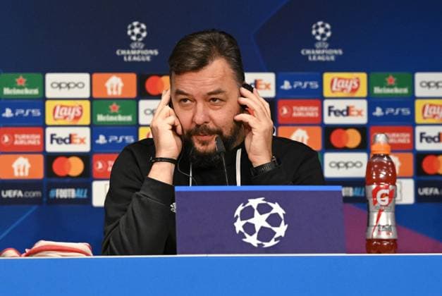 Fussball, Herren, Saison 2023 2024, UEFA Champions League (Gruppe C, 6. Spieltag), 1. FC Union Berlin - Real Madrid, Pressekonferenz Training von Union im Olympiastadion am Tag vor dem Spiel, im Bild: Stadion- und Pressesprecher Christian Arbeit (1. FC Union Berlin), 11.12. 2023, Copyright: xMatthiasxKochx