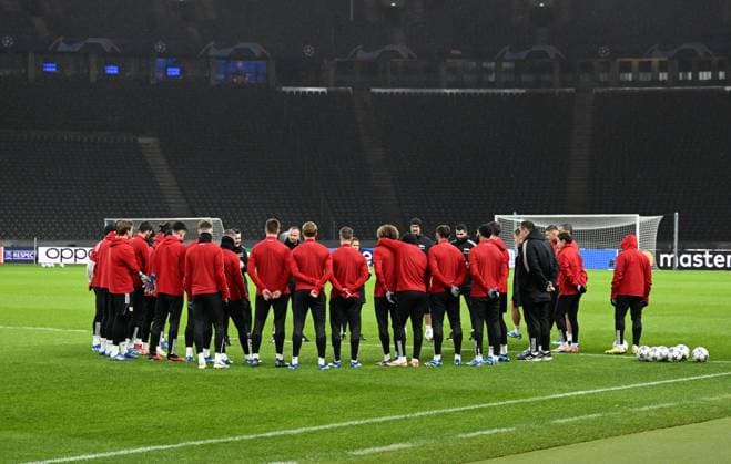 Fussball, Herren, Saison 2023 2024, UEFA Champions League (Gruppe C, 6. Spieltag), 1. FC Union Berlin - Real Madrid, Pressekonferenz Training von Union im Olympiastadion am Tag vor dem Spiel, im Bild: Übersicht, 11.12. 2023, Copyright: xMatthiasxKochx