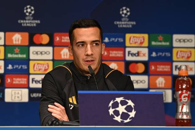 Fussball, Herren, Saison 2023 2024, UEFA Champions League (Gruppe C, 6. Spieltag), 1. FC Union Berlin - Real Madrid, Pressekonferenz Training von Real Madrid im Olympiastadion am Tag vor dem Spiel, im Bild: Lucas Vazquez (Real Madrid), 11.12. 2023, Copyright: xMatthiasxKochx