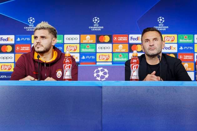 Galatasaray with head coach Okan Buruk (right) and Mauro Icardi give a press conference, PK, Pressekonferenz on Monday 11 December 2023 in Copenhagen. Galatasaray meets FC Copenhagen in the Champions League in the Park on Tuesday.. (Photo: Liselotte Sabroe Ritzau Scanpix) , Copenhagen Denmark