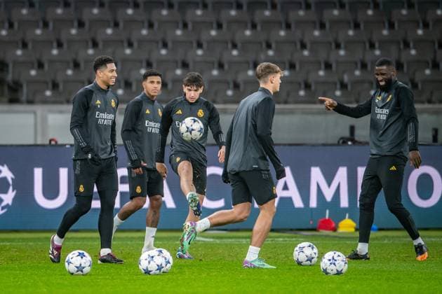 UEFA Champions League: Pressekonferenz und Training Real Madrid. Berlin, 11.12.2023 Jude Bellingham (Real Madrid, 5), Antonio Rüdiger (Real Madrid, 22) UEFA Champions League: Pressekonferenz und Training Real Madrid vor dem Spiel 1. FC Union Berlin vs Real Madrid, Olympiastadion, Berlin, 11.12.2023 Copyright: xBEAUTIFULxSPORTS LucianoxLimax
