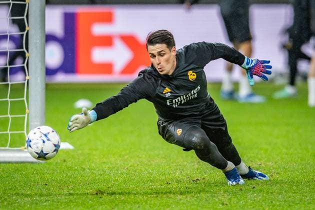 UEFA Champions League: Pressekonferenz und Training Real Madrid. Berlin, 11.12.2023 Kepa (Real Madrid, 25) UEFA Champions League: Pressekonferenz und Training Real Madrid vor dem Spiel 1. FC Union Berlin vs Real Madrid, Olympiastadion, Berlin, 11.12.2023 Copyright: xBEAUTIFULxSPORTS LucianoxLimax