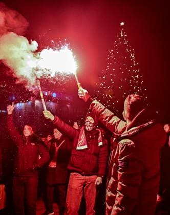 COPENHAGEN, DENMARK - DECEMBER 12: Galatasaray A.S fans set up flares in Copenhagen city centre before the UEFA Champions League match between F.C. Copenhagen and Galatasaray A.S. at Parken Stadium on December 12, 2023 in Copenhagen, D F.C. Copenhagen v Galatasaray A.S.: Group A - UEFA Champions League 2023 24 Copyright: xSebastianxFrejx