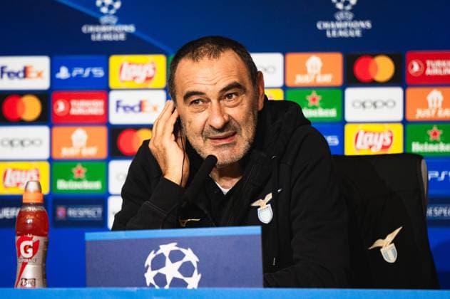 Champions League: Lazio press conference, PK, Pressekonferenz before the match against Atletico Madrid Maurizio Sarri, coach of Lazio, seen speaking during the press conference of the Champions League football match between Atletico Madrid and Lazio at Metropolitano Stadium in Madrid, Spain. Madrid Estadio Metropolitano Madrid Spain Copyright: xAlbertoxGardinx AGardin_20231212_football_Champions_Lazio_press_conference_038