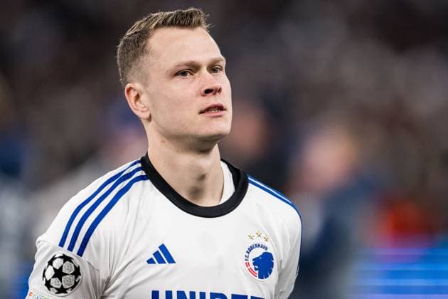 231212 Viktor Claesson of FC Copenhagen ahead of the UEFA Champions League football match between FC Copenhagen and Galatasaray on December 12, 2023 in Copenhagen. Photo: Petter Arvidson BILDBYRAN kod PA PA0704 fotboll football soccer fotball champions league fc copenhagen galatasaray bbeng Copyright: PETTERxARVIDSON BB231212PA008