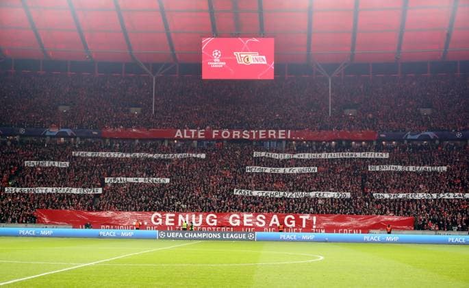 Choreografie der Unionfans Fußball Fussball UEFA Champions League UCL Herren 6.Spieltag Saison 2023 2024 12.12.2023 1.FC Union Berlin FCU vs Real Madrid Olympiastadion DFL regulations prohibit any use of photographs as image sequences and or quasi-video
