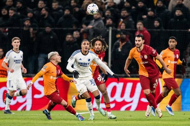 231212 Elias Achouri of FC Copenhagen during the UEFA Champions League football match between FC Copenhagen and Galatasaray on December 12, 2023 in Copenhagen. Photo: Petter Arvidson BILDBYRAN kod PA PA0704 fotboll football soccer fotball champions league fc copenhagen galatasaray bbeng Copyright: PETTERxARVIDSON BB231212PA023