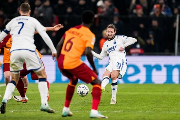 231212 Rasmus Falk of FC Copenhagen during the UEFA Champions League football match between FC Copenhagen and Galatasaray on December 12, 2023 in Copenhagen. Photo: Petter Arvidson BILDBYRAN kod PA PA0704 fotboll football soccer fotball champions league fc copenhagen galatasaray bbeng Copyright: PETTERxARVIDSON BB231212PA039