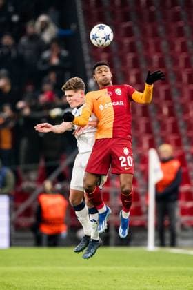 231212 Elias Jelert of FC Copenhagen and Tete of Galatasaray during the UEFA Champions League football match between FC Copenhagen and Galatasaray on December 12, 2023 in Copenhagen. Photo: Petter Arvidson BILDBYRAN kod PA PA0704 fotboll football soccer fotball champions league fc copenhagen galatasaray bbeng Copyright: PETTERxARVIDSON BB231212PA054