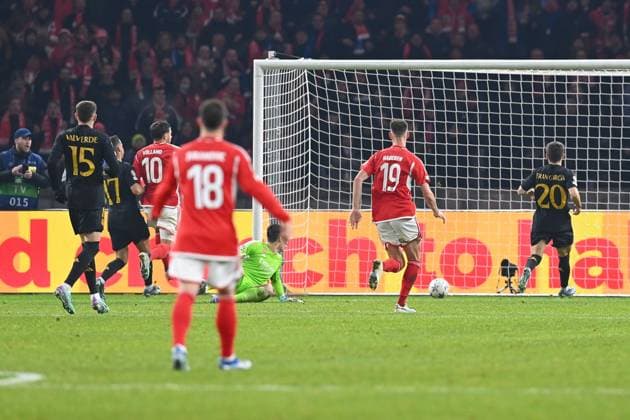 Fussball, Herren, Saison 2023 2024, UEFA Champions League (Gruppe C, 6. Spieltag), 1. FC Union Berlin - Real Madrid, v.l. Kevin Volland (1. FC Union Berlin) erzielt das Tor zum 1:0 , 12.12. 2023, Copyright: xMatthiasxKochx