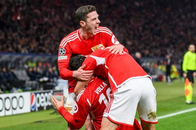 Kevin Volland ( 1.FC Union Berlin, 10), 1:0, Tor, Tor, Treffer, drin, Jubel, Torjubel, Freude, Begeisterung, GER, 1.FC Union Berlin vs Real Madrid, UEFA Champions League, 6. Gruppenspiel, Saison - Spielzeit 2023 2024, 12.12.2023, DFL REGULATIONS PROHIBIT ANY USE OF PHOTOGRAPHS AS IMAGE SEQUENCES AND OR QUASI-VIDEO, GER, Berlin, 1.FC Union Berlin vs 1.FC Union Berlin vs Real Madrid, UEFA Champions League, 6. Gruppenspiel, Spielzeit 2023 2024, 12.12.2023, xukhx, Copyright: xUwexKoch Eibner-Pressefotox EP_UKH
