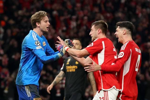 12.12.2023, xtgx, Fussball UEFA Champions League, Union Berlin - Real Madrid emspor, v.l. Frederik Roennow (1. FC Union Berlin) Jubel Freude über ueber den gehaltenen Elfmeter gegen Luka Modric (Real Madrid) (DFL DFB REGULATIONS PROHIBIT ANY USE OF PHOTOGRAPHS as IMAGE SEQUENCES and or QUASI-VIDEO) Berlin