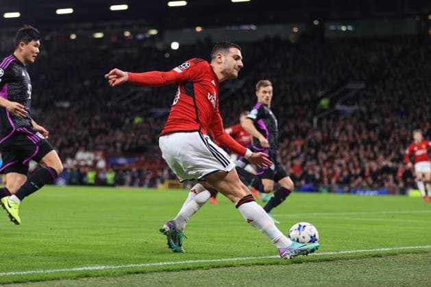 Football - UEFA Champions League - Group A - Manchester United, ManU v Bayern Munich 12th December 2023 - UEFA Champions League - Group A - Manchester United v Bayern Munich - Diogo Dalot of Manchester United - Photo: Simon Stacpoole Offside. Manchester UK Copyright: xSimonxStacpoolexOffside