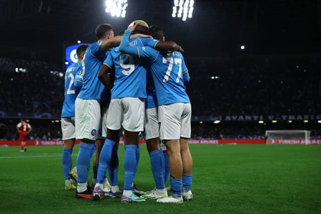 Foto Alessandro Garofalo LaPresse 12 dicembre 2023 Napoli, Italia calcio Napoli vs Braga Champions League 2023 2024 - stadio Diego Armando Maradona Nella foto: Victor Osimhen (SSC Napoli); esulta dopo il gol 2-0 December 12, 2023 Naples, Italy sport soccer Napoli vs Braga - Champions League 2023 2024 - Diego Armando Maradona stadium. In the pic: Victor Osimhen (SSC Napoli); celebrates after scoring 2-0  Copyright: xAlessandroxGarofalo LaPressex