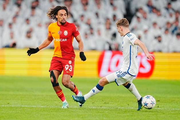 Galatasaray s Sacha Boey(93) during the Champions League: FC Copenhagen - Galatasaray SK in the Park on Tuesday 12 December 2023. (Photo: Liselotte Sabroe Scanpix 2023) , Copenhagen Denmark Copyright: LiselottexSabroex COP14438 spdk20231212-210751-L