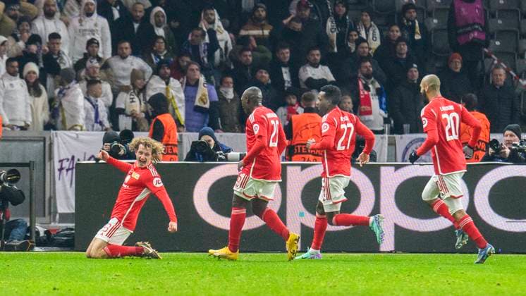 Alex Kral ( 1.FC Union Berlin, 33), feiert sein Tor zum 2:2, Tor, Treffer, drin, Jubel, Torjubel, Freude, Begeisterung, GER, 1.FC Union Berlin vs Real Madrid, UEFA Champions League, 6. Gruppenspiel, Saison - Spielzeit 2023 2024, 12.12.2023, DFL REGULATIONS PROHIBIT ANY USE OF PHOTOGRAPHS AS IMAGE SEQUENCES AND OR QUASI-VIDEO, GER, Berlin, 1.FC Union Berlin vs 1.FC Union Berlin vs Real Madrid, UEFA Champions League, 6. Gruppenspiel, Spielzeit 2023 2024, 12.12.2023, xukhx, Copyright: xUwexKoch Eibner-Pressefotox EP_UKH