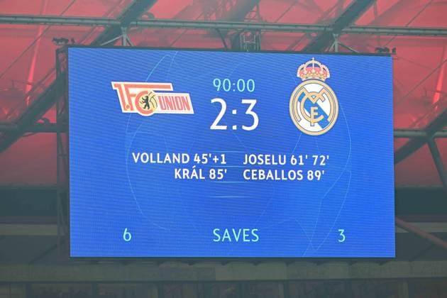 Fussball, Herren, Saison 2023 2024, UEFA Champions League (Gruppe C, 6. Spieltag), 1. FC Union Berlin - Real Madrid, v.l. Anzeigetafel mit dem Endstand 2:3 , 12.12. 2023, Copyright: xMatthiasxKochx
