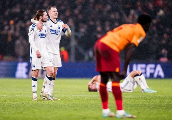 231212 Rasmus Falk and Viktor Claesson of FC Copenhagen celebrates after the UEFA Champions League football match between FC Copenhagen and Galatasaray on December 12, 2023 in Copenhagen. Photo: Petter Arvidson BILDBYRAN kod PA PA0704 fotboll football soccer fotball champions league fc copenhagen galatasaray bbeng jubel Copyright: PETTERxARVIDSON BB231212PA113