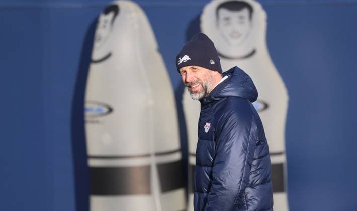 RB Leipzig Training Champions League Leipzig, 12.12.2023, RB Trainingszentrum, UEFA Champions League , RB Leipzig - Abschlusstraining am Vortag von RBL v. Young Boys Bern , Im Bild: Trainer Marco Rose (RB Leipzig) ,