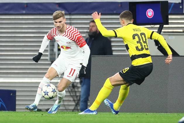 13.12.2023, xtgx, Fussball UEFA Champions League, RB Leipzig - Young Boys Bern emspor, v.l. Timo Werner (Leipzig, 11), Darian Males (Bern, 39) (DFL DFB REGULATIONS PROHIBIT ANY USE OF PHOTOGRAPHS as IMAGE SEQUENCES and or QUASI-VIDEO) Leipzig