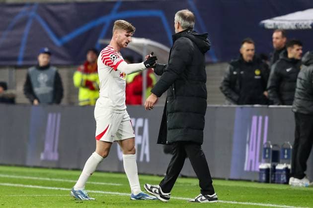 Timo Werner (RB Leipzig,11) mit Trainer Marco Rose (RB Leipzig) - Champions League Saison 2023-2024 Gruppe G RB Leipzig vs. BSC Young Boys Bern in der Red Bull Arena in Leipzig - Fussball,Deutschland,Mann,Männer,13.12.2023
