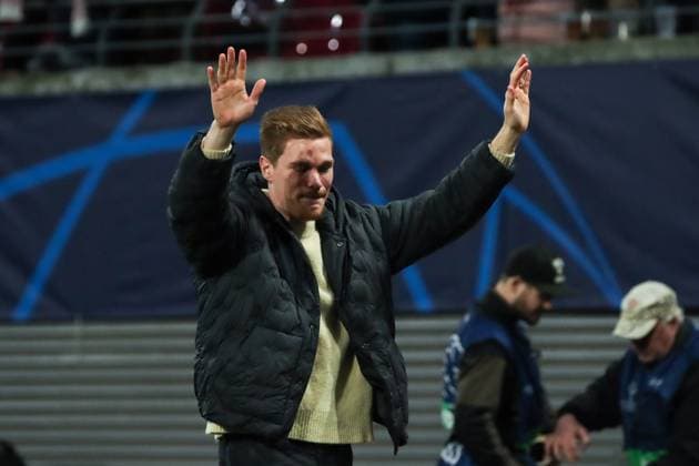 Marcel Halstenberg (Hannover 96) wird vor dem Spiel verabschiedet - Champions League Saison 2023-2024 Gruppe G RB Leipzig vs. BSC Young Boys Bern in der Red Bull Arena in Leipzig - Fussball,Deutschland,Mann,Männer,13.12.2023
